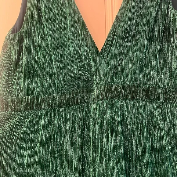 Lulu's Green Maxi Dress - Picture 6 of 10